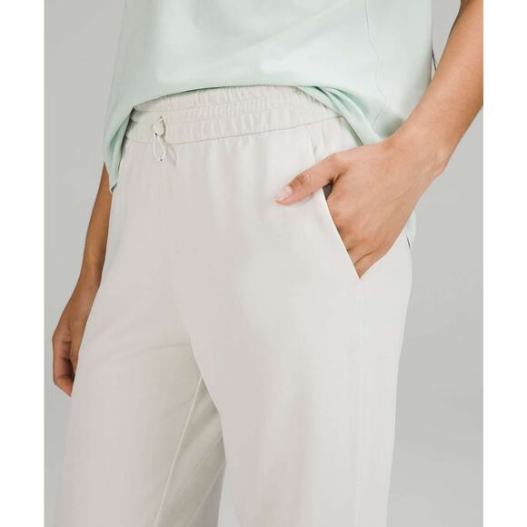 6998 LULULEMON Softstreme High-Rise Pant *Full Length Sz 6 in Bone - Picture 1 of 6